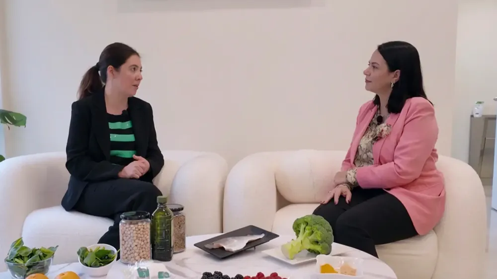 La nutricionista d’EGOS, Andrea Grau, assisteix al programa de Telemadrid