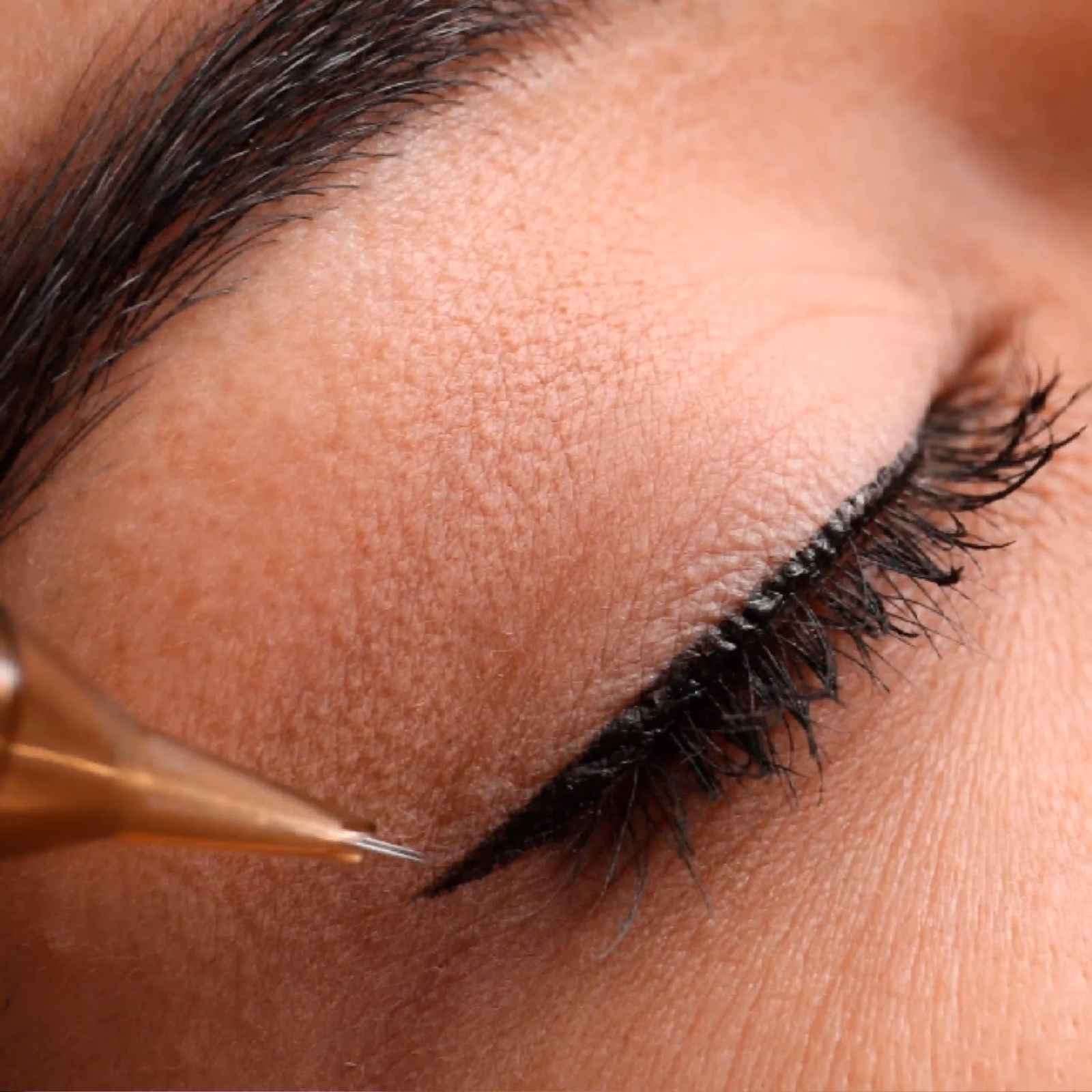 O que é a Micropigmentação Eyeliner?